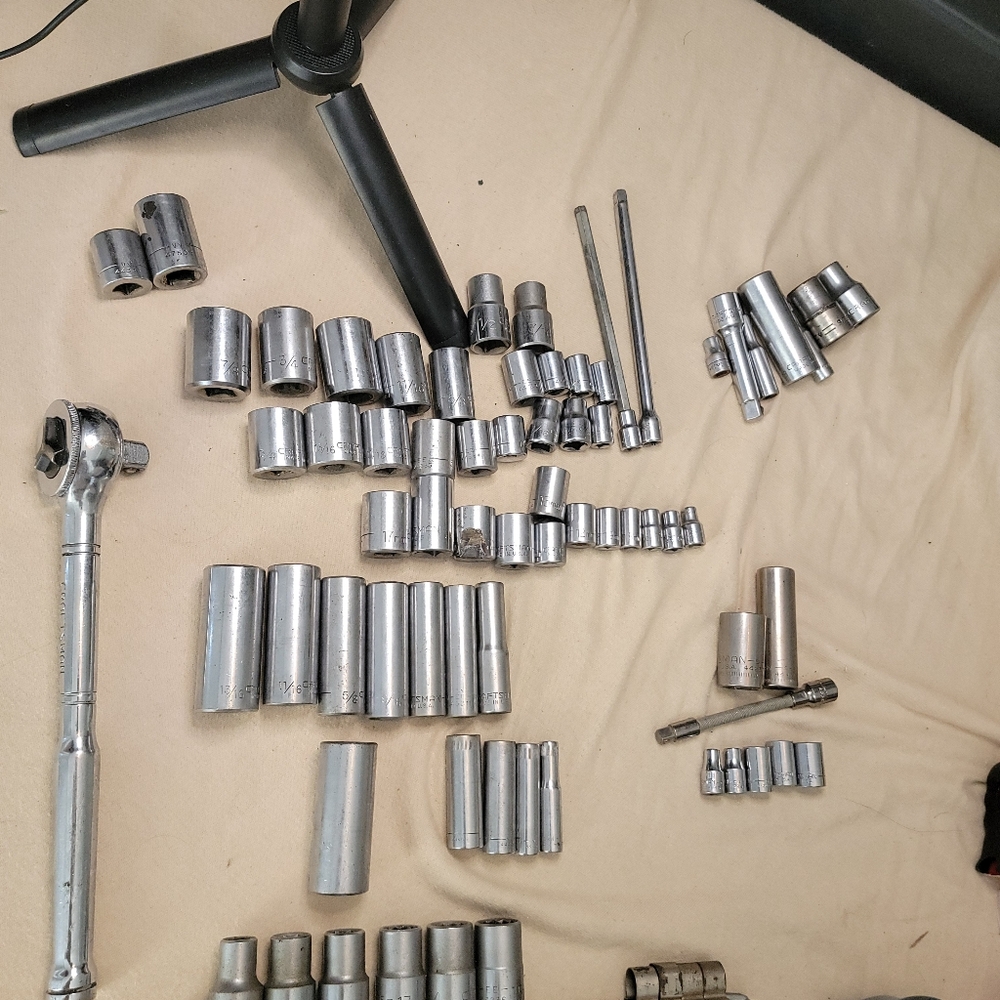 Vintage Craftsman Socket Lot – 70 Pieces Mixed EE, V, VV, G & Inverted G